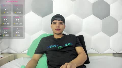 Axel Forte online show from October 7, 2:02 pm