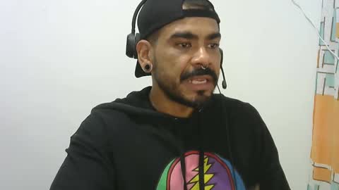 Axel online show from February 9, 5:40 am