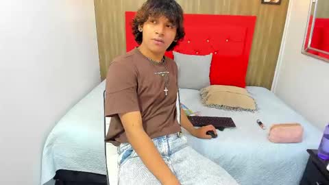 Alex online show from March 5, 7:17 pm