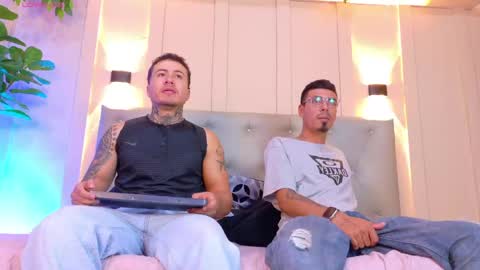 Axel  online show from April 29, 7:19 pm