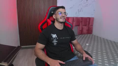 Axel  online show from December 29, 4:16 am