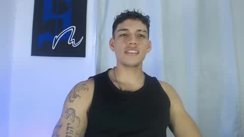 INDEPENDENT MODEL  online show from February 19, 8:20 pm