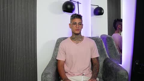 Agustin online show from February 17, 9:10 pm