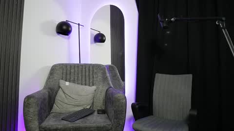 Agustin online show from March 5, 12:05 am