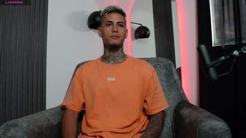 Agustin online show from January 23, 9:07 pm