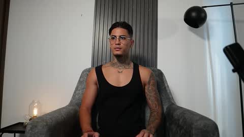 Agustin online show from October 29, 8:20 pm