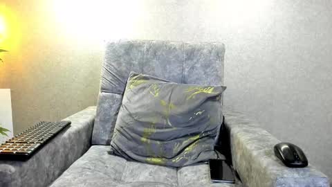 axel  online show from October 29, 4:36 am