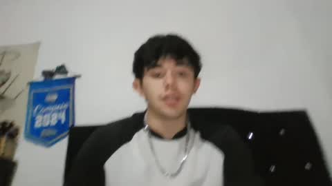 axel_wolf1 online show from June 14, 6:10 pm