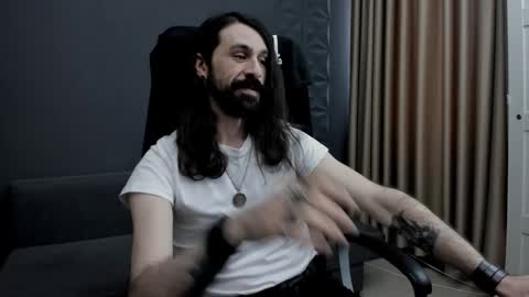 AxelColton online show from January 16, 12:14 pm