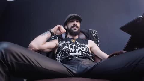 AxelColton online show from February 4, 9:38 am