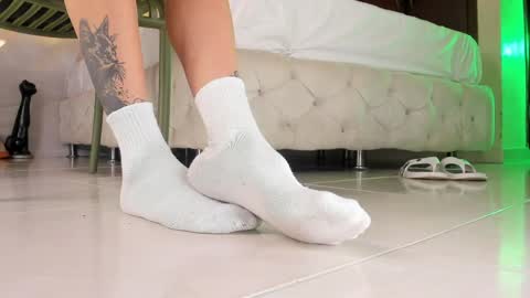 im your little femboy  ALEX   online show from April 9, 10:54 am