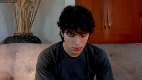 Axel Raven online show from October 9, 7:30 pm