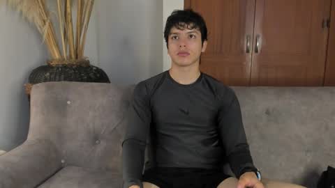 Axel Raven online show from December 19, 2:12 pm