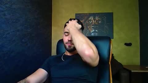AxelWaylon online show from October 10, 11:16 am