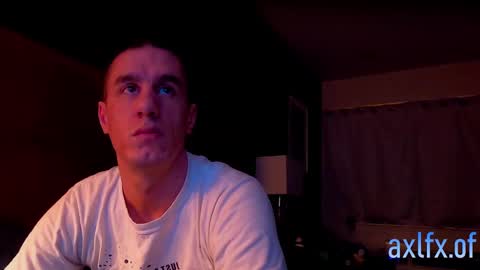 Snapshot of axl_fx chatting on January 2, 10:48 am Axl online show from January 2, 10:48 am