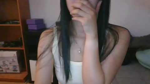axue online show from May 31, 7:26 pm