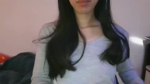 axue online show from February 26, 1:54 pm