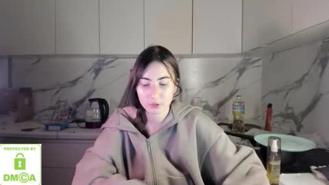 Ayesha online show from January 7, 4:45 pm