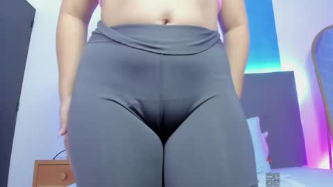 Alyda Jaramillo online show from October 24, 9:04 pm