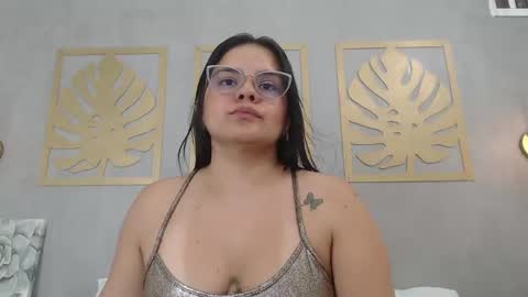 Snapshot of ayla13_ chatting on January 23, 12:57 am Alyda Jaramillo online show from January 23, 12:57 am