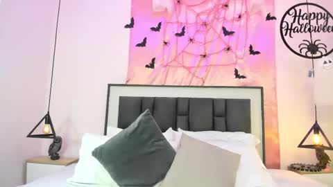 Ayla online show from November 4, 2:13 am