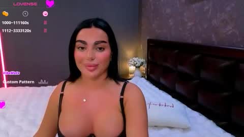 Ayla online show from October 1, 9:35 pm