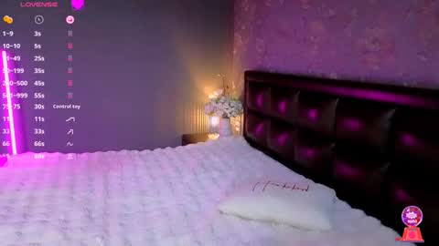 Ayla online show from October 22, 8:32 pm