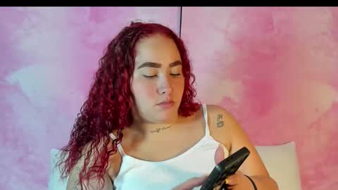 aylamarttinez online show from January 7, 1:32 am