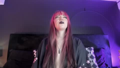 Snapshot of aylen_darkmoor chatting on January 29, 1:27 am Aylen online show from January 29, 1:27 am