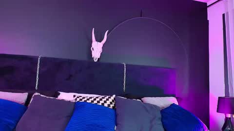 Aylen online show from February 6, 7:49 pm