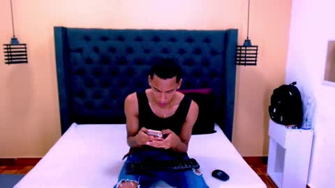 Aylen  online show from March 9, 8:29 am