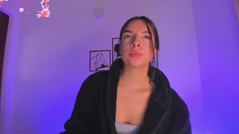 Aylin  online show from November 19, 11:31 am