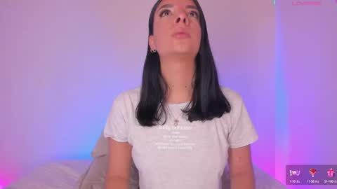 Snapshot of aylinnzambrano_ chatting on March 8, 2:23 am Aylin online show from March 8, 2:23 am