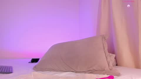 Snapshot of aylinnzambrano_ chatting on February 7, 5:41 am Aylin online show from February 7, 5:41 am