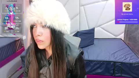 Snapshot of aysel_27 chatting on September 14, 10:55 pm Aysel online show from September 14, 10:55 pm