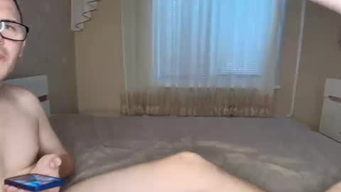 Snapshot of ayshekisskitty chatting on March 3, 9:11 am ViktoranMary online show from March 3, 9:11 am