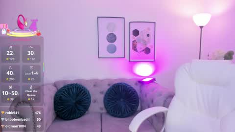 ayshel_cooperr online show from October 19, 3:11 am