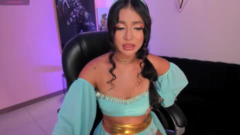 Ayshel online show from October 31, 7:47 pm