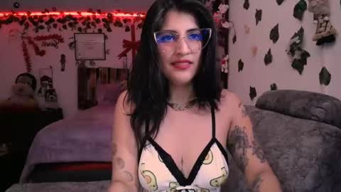 Azahar online show from December 16, 3:51 am