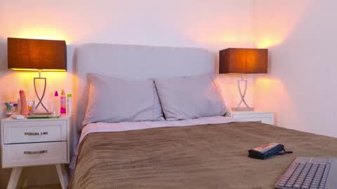 Adriana online show from December 17, 3:35 am