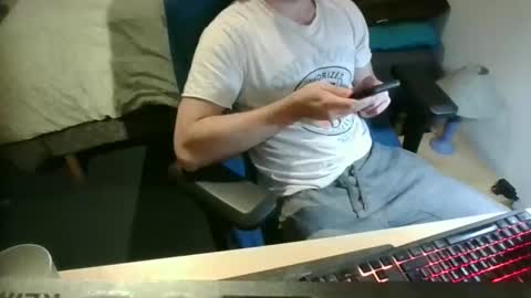 azdert online show from November 10, 9:50 pm