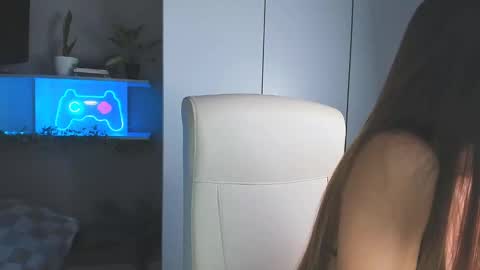 Snapshot of azeliaclark chatting on February 8, 7:48 am Sofia online show from February 8, 7:48 am