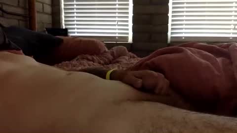 azlifer446410 online show from April 26, 3:31 pm