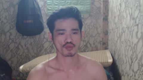 Snapshot of azn_philip chatting on February 19, 8:44 am Philip online show from February 19, 8:44 am