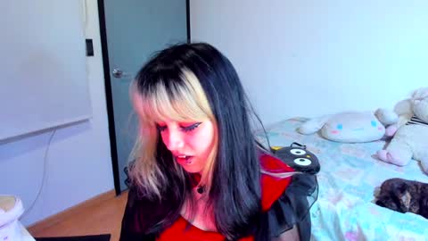 Azu Moure online show from December 30, 12:54 am