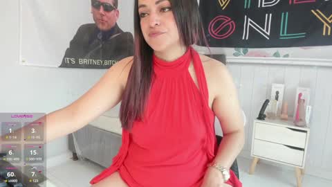 Snapshot of azucenaxxxgp chatting on February 4, 1:59 pm Azucena R online show from February 4, 1:59 pm
