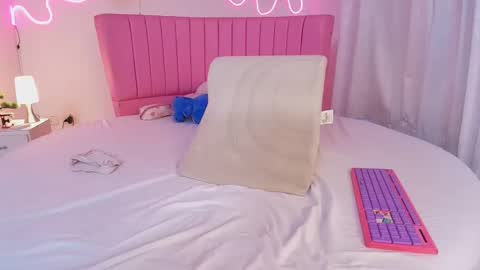 PRINCESS AZUL. online show from November 3, 10:22 pm