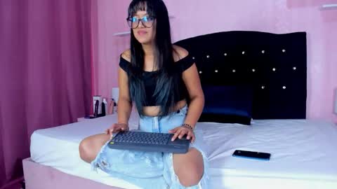 azul_moon online show from October 12, 3:43 am