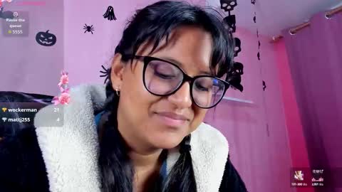 azul_moonn online show from October 28, 4:57 am