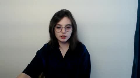 azumi_chan_ online show from February 11, 11:36 am